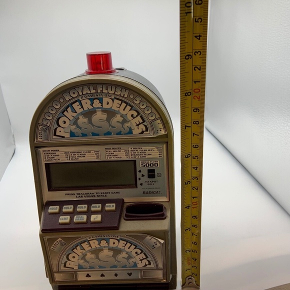 Vintage Poker & Deuces Mini Digital Casino Style Game Working with Coin Bank - Picture 9 of 10
